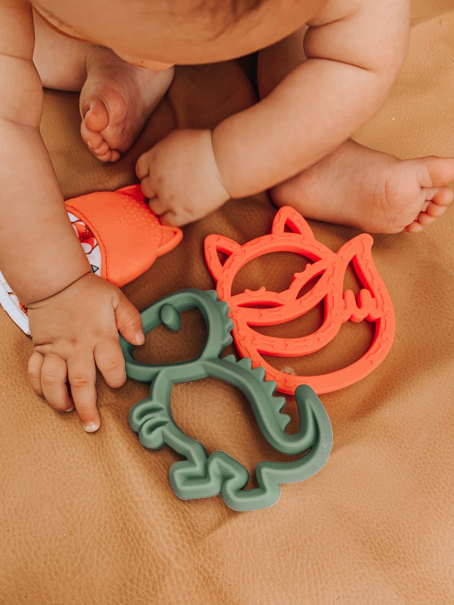 Mordedor Dino Baby