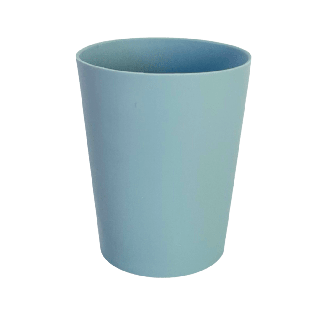 Copinho de silicone azul ether.
